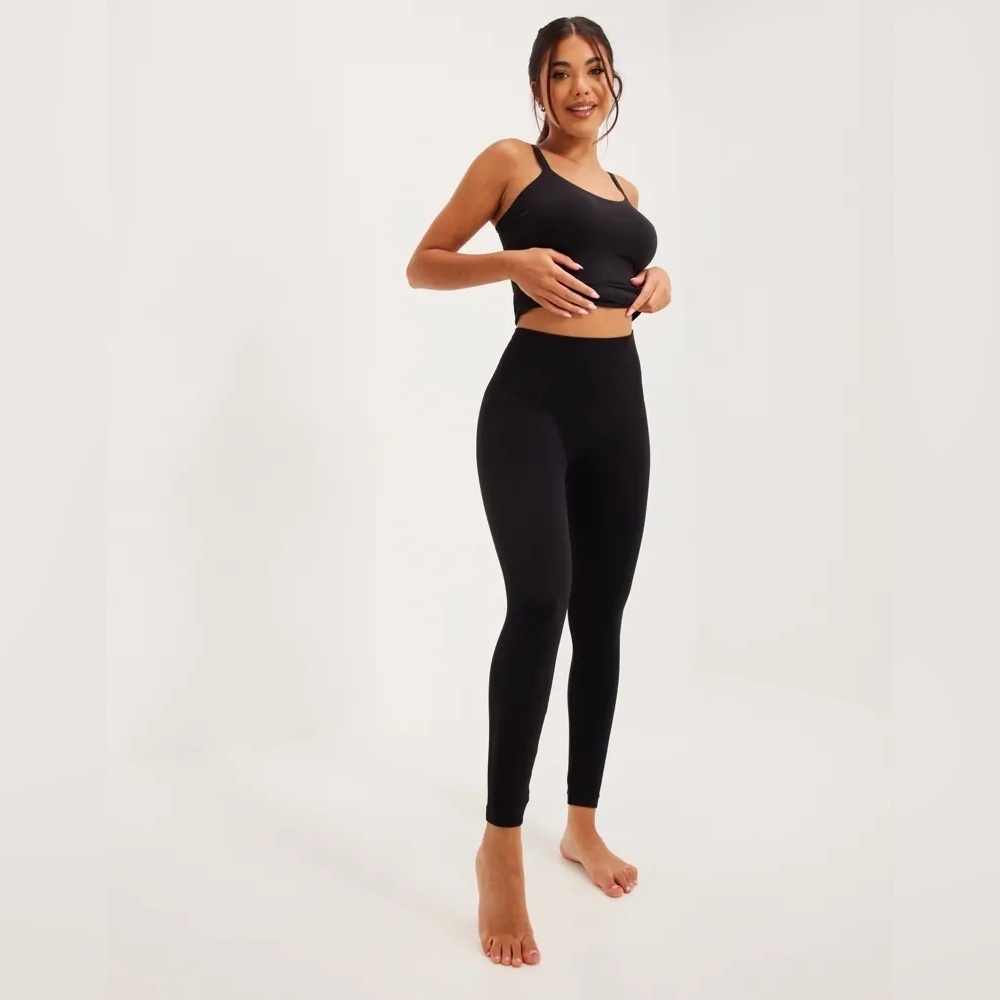 SPANX EcoCare Sz S(2/4) High-Waisted Seamless Leggings Very Black NWT
